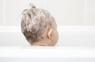 I Bathe My Baby Once A Week / How Often Should You Bathe Your Newborn Parents - If you're quick and thorough with diaper changes and burp cloths, you're already cleaning the parts that need attention — the face, neck and diaper area.