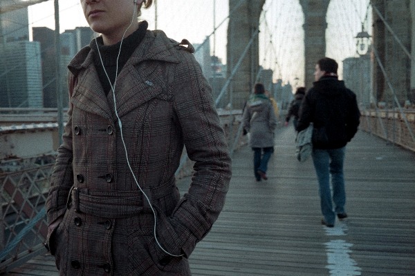 Study Wearing Headphones May Be Linked to Pedestrian Deaths and