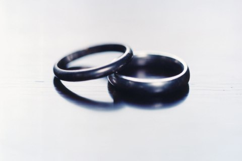 image: wedding rings