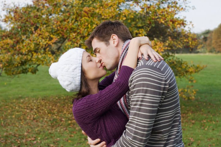 7 Surprising Things That Make A Kiss Good, According To Science