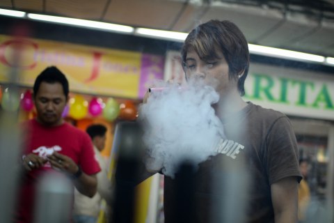 E-Cigarettes Become Increasingly Popular Amongst Smokers